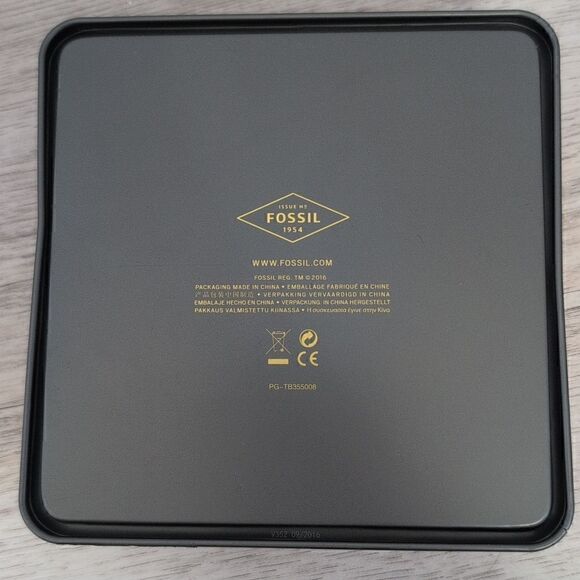 FOSSIL Bifold with Flip ID Brown Wallet. Genuine Leather. NEW - Picture 3 of 7